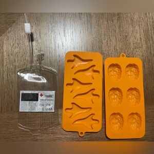 Ice Cube Trays & Blood Bags